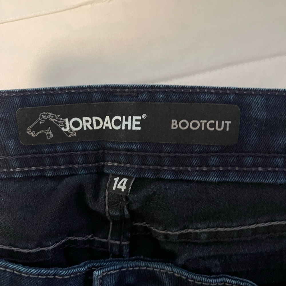 Jeans - Picture 2 of 3